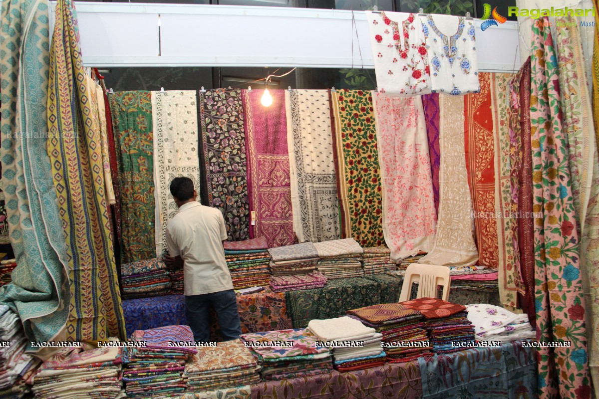 National Silk Expo 2014 at Sri Satya Sai Nigamagamam