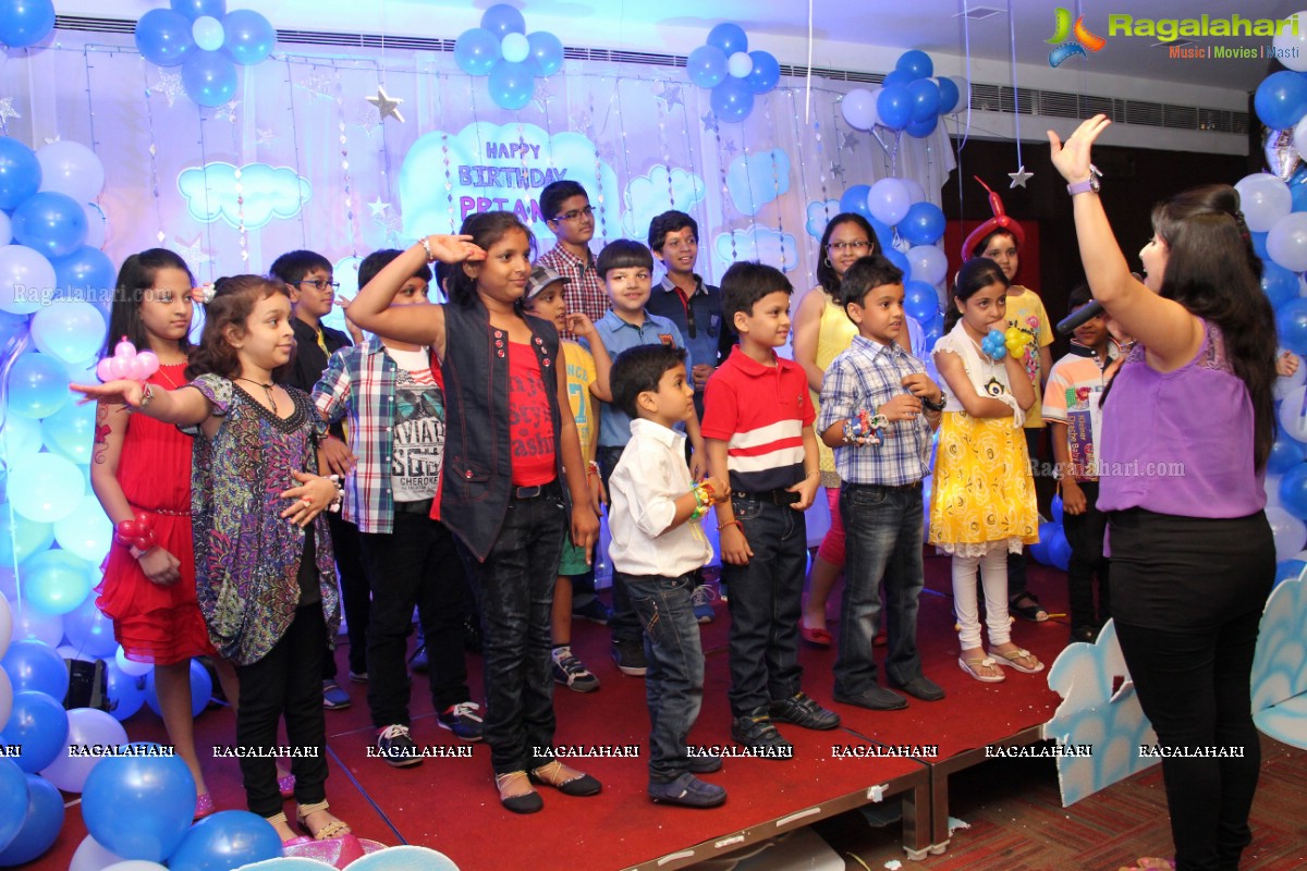 Priansh Garg 1st Birthday Celebrations