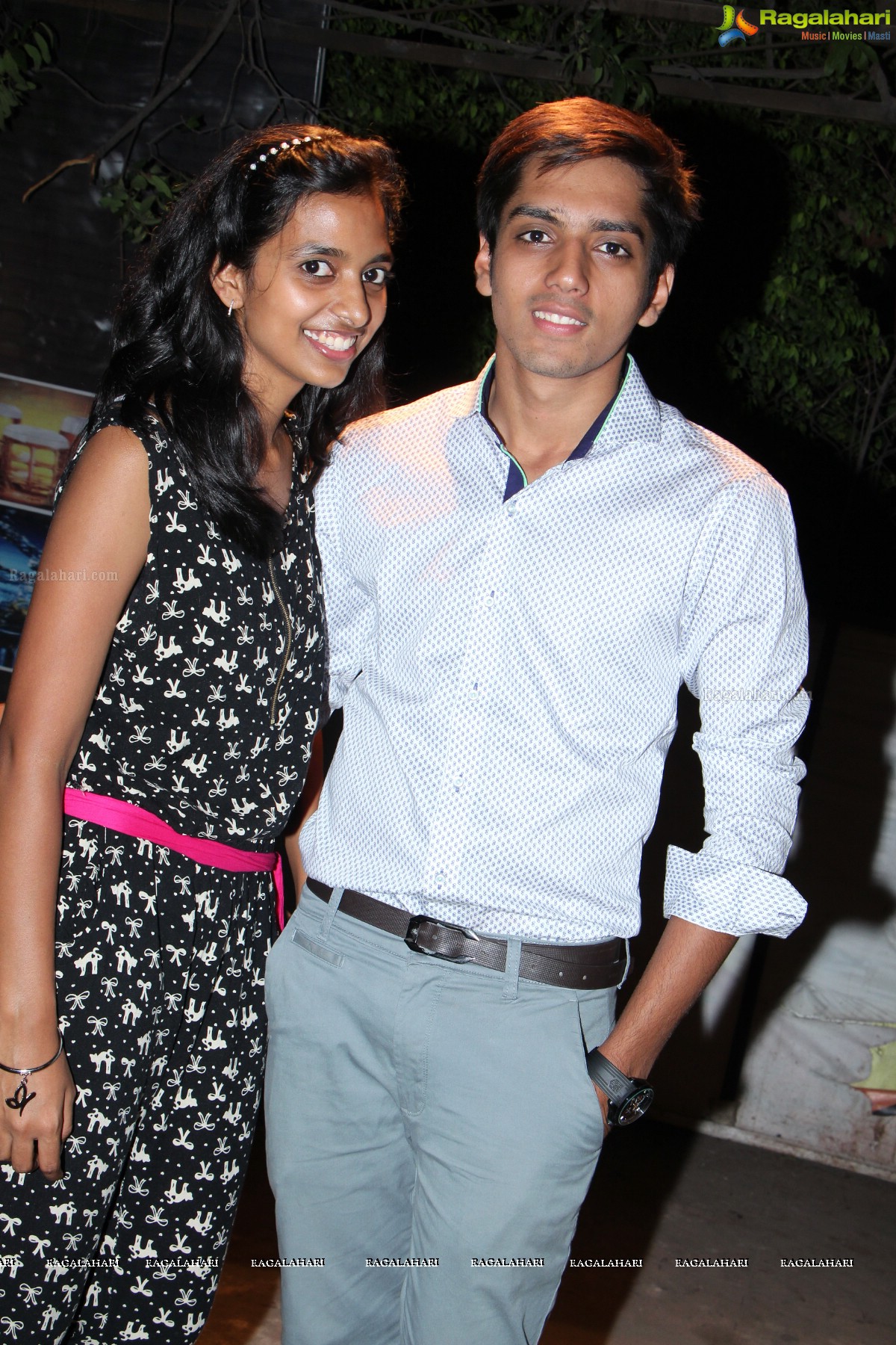 Prithviraj Ramrakhyani's Birthday Bash 2014 at Bottles and Chimney