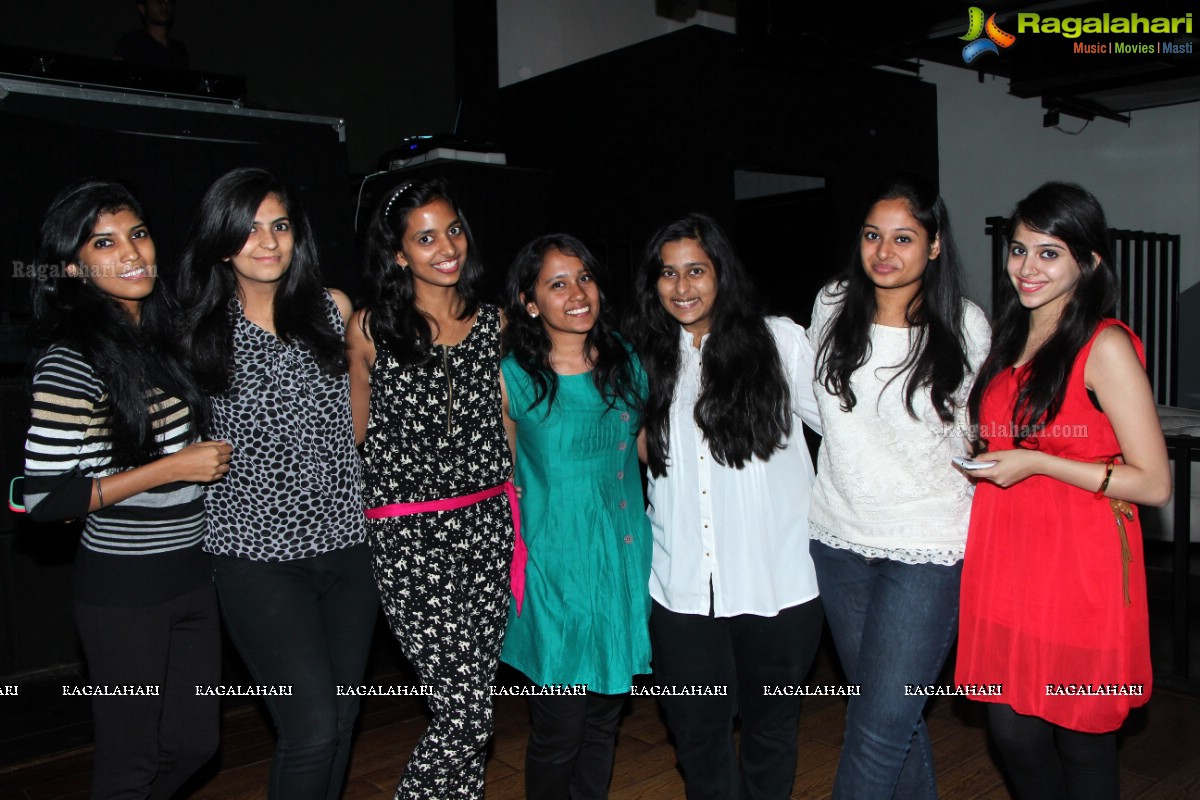 Prithviraj Ramrakhyani's Birthday Bash 2014 at Bottles and Chimney