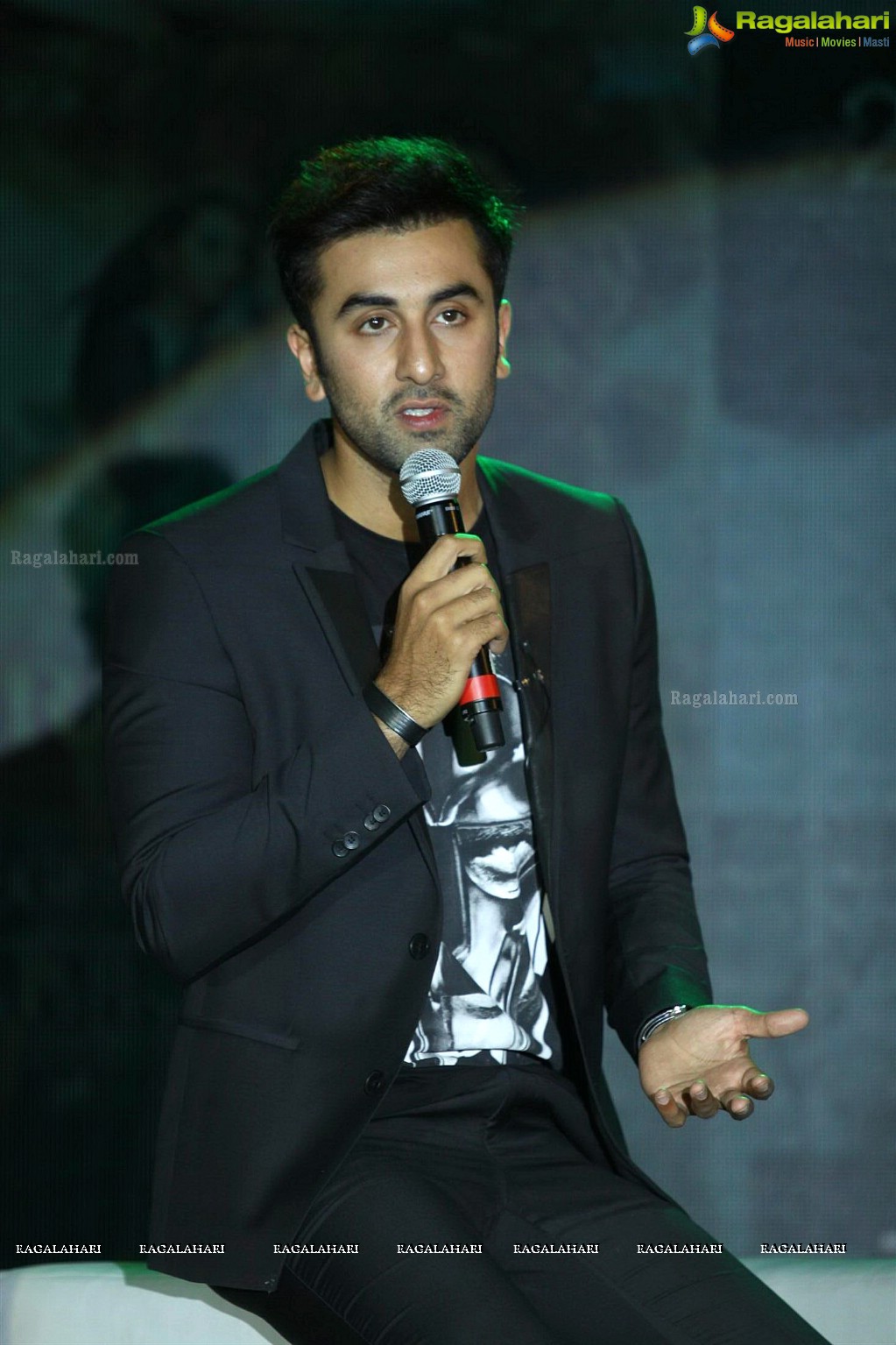 Ranbir Kapoor joins SAAVN as Creative Partner