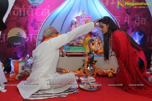 Rani Mukherji Ganesh Idols Visit