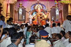 Rani Mukherji Ganesh Idols Visit