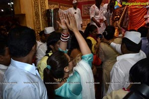 Rani Mukherji Ganesh Idols Visit