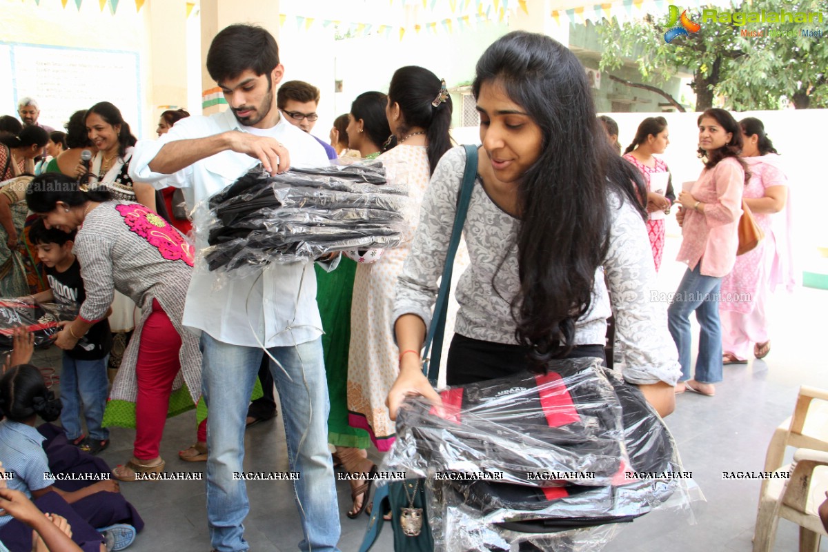 School Bags Distribution by Incredible Group & Evolve