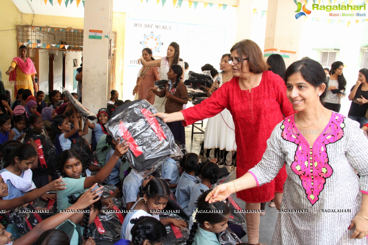 School Bags Distribution by Incredible Group & Evolve