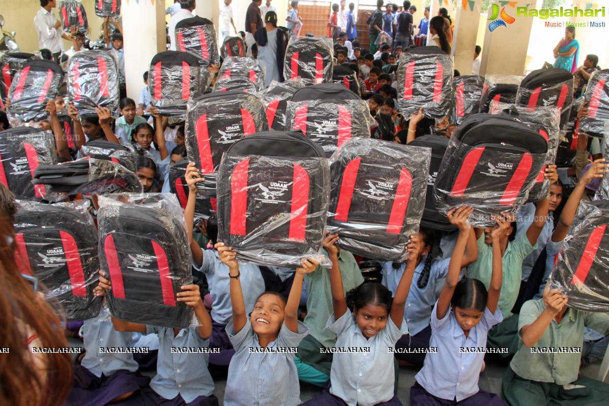 School Bags Distribution by Incredible Group & Evolve