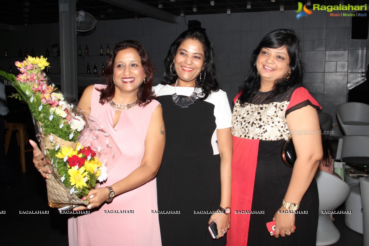 Shika Sharma Pre-Birthday Bash 2014 at Bombay Duck, Hyderabad