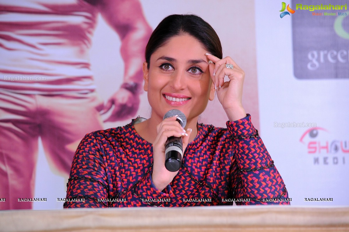 Singham Returns Press Meet at Radisson Blu Plaza, Hyderabad