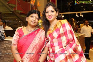 Srinivasa Textiles