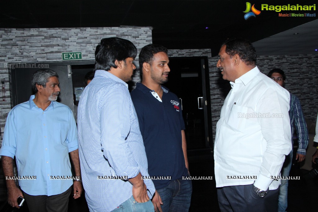 Birthday Party of  Entrepreneur Vijay Reddy at Rain Pub, Hyderabad