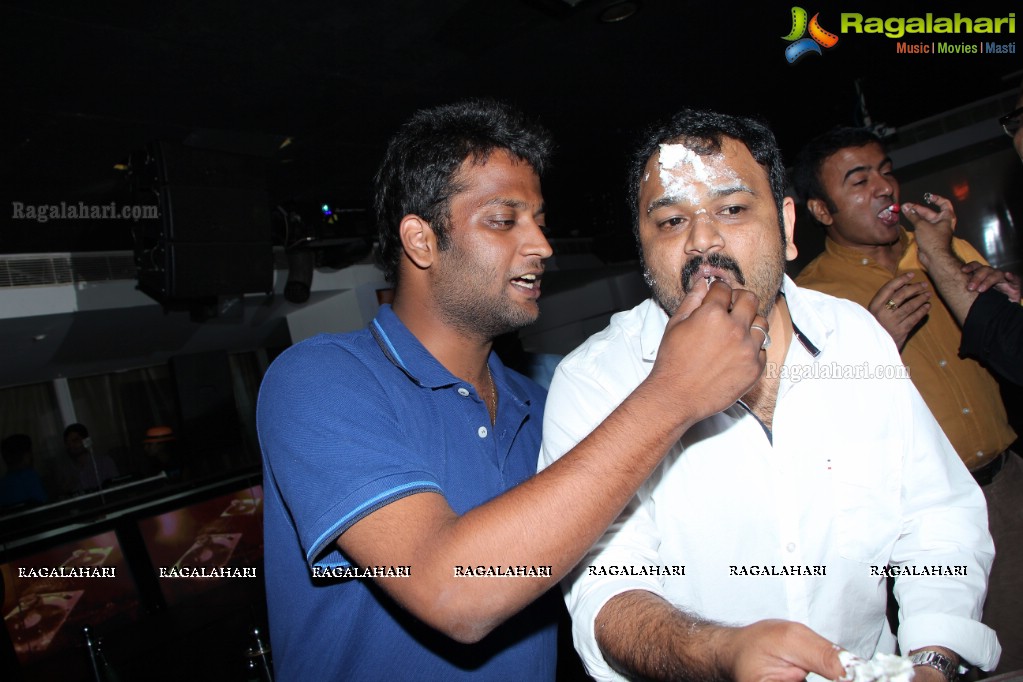 Birthday Party of  Entrepreneur Vijay Reddy at Rain Pub, Hyderabad