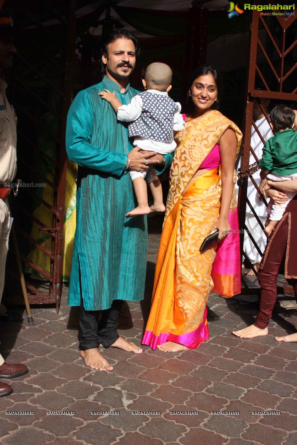 Vivek Oberoi and Shilpa Shetty at ISKCON Temple, Mumbai