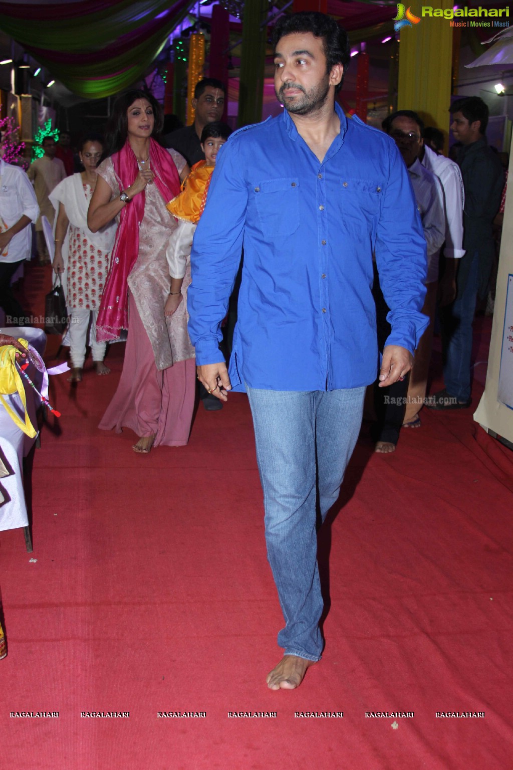 Vivek Oberoi and Shilpa Shetty at ISKCON Temple, Mumbai