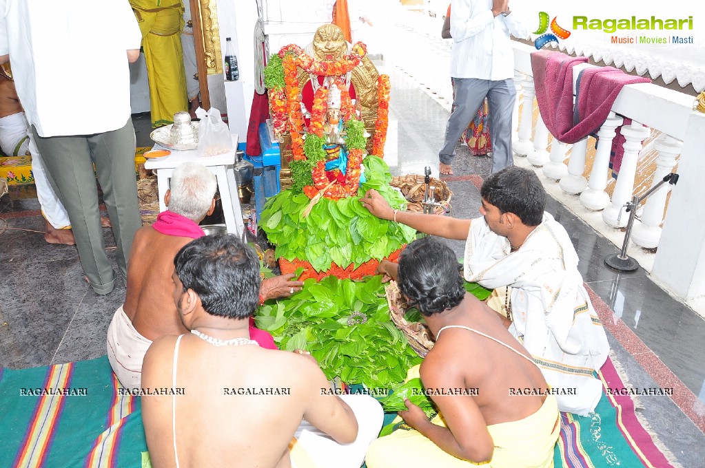 Megastar Chiranjeevi Family at Film Nagar Hanuman Temple