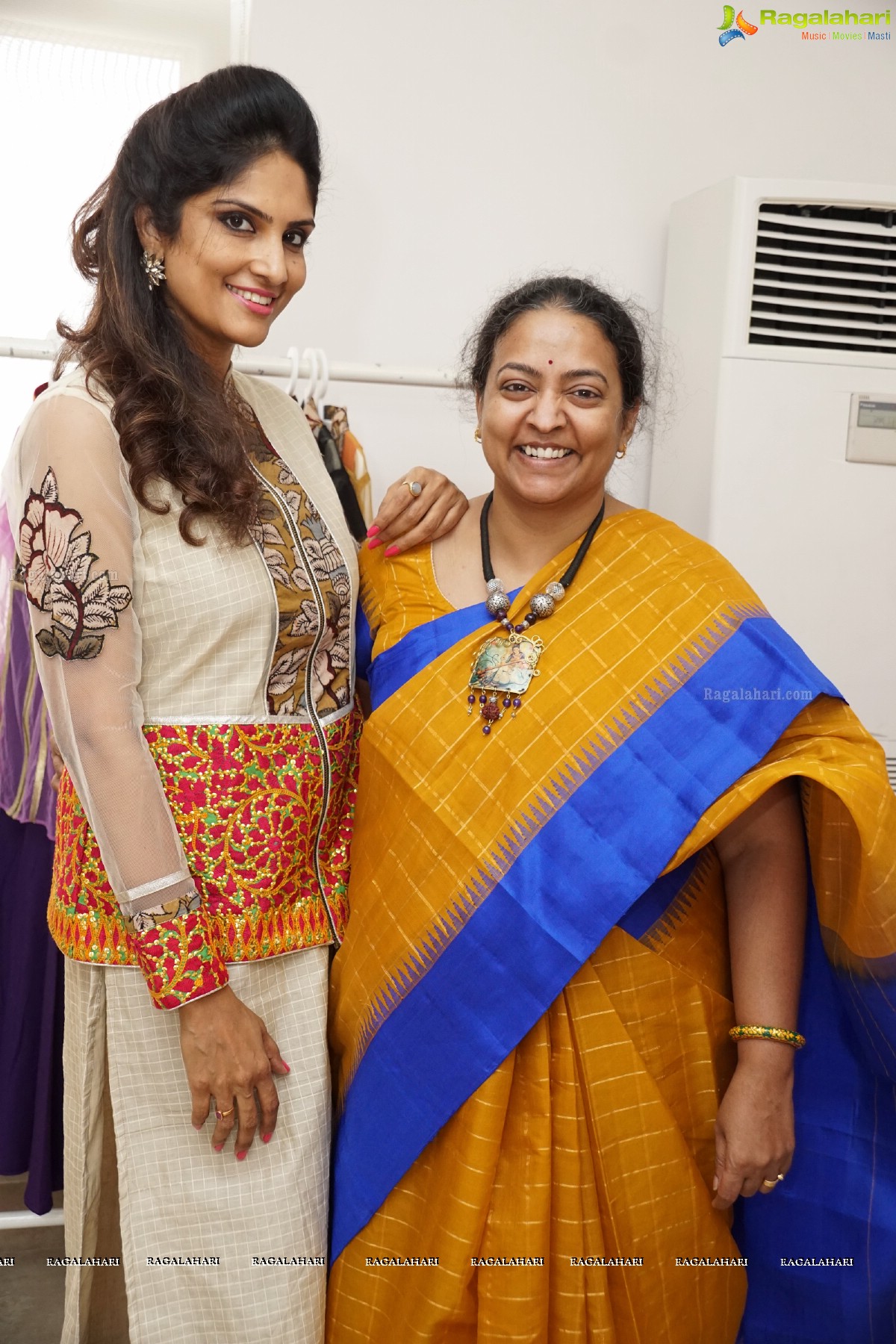 AAina by Sirisha Mulpuru and Sridevi at Yuktalaya, Hyderabad