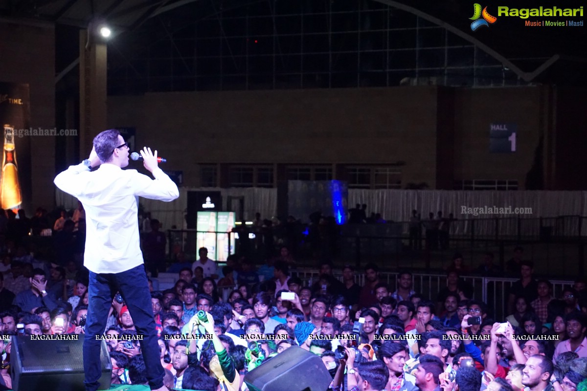 Akcent Live in Concert on Friendship Day 2015 at HITEX