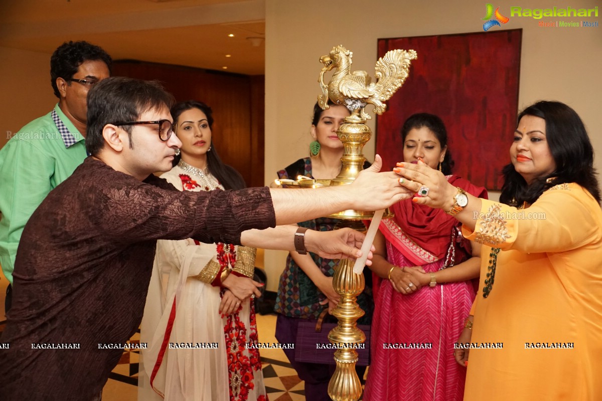 Nandini Rai inaugurates Akritti Elite Exhibition at Taj Krishna, Hyderabad (Aug. 2015)