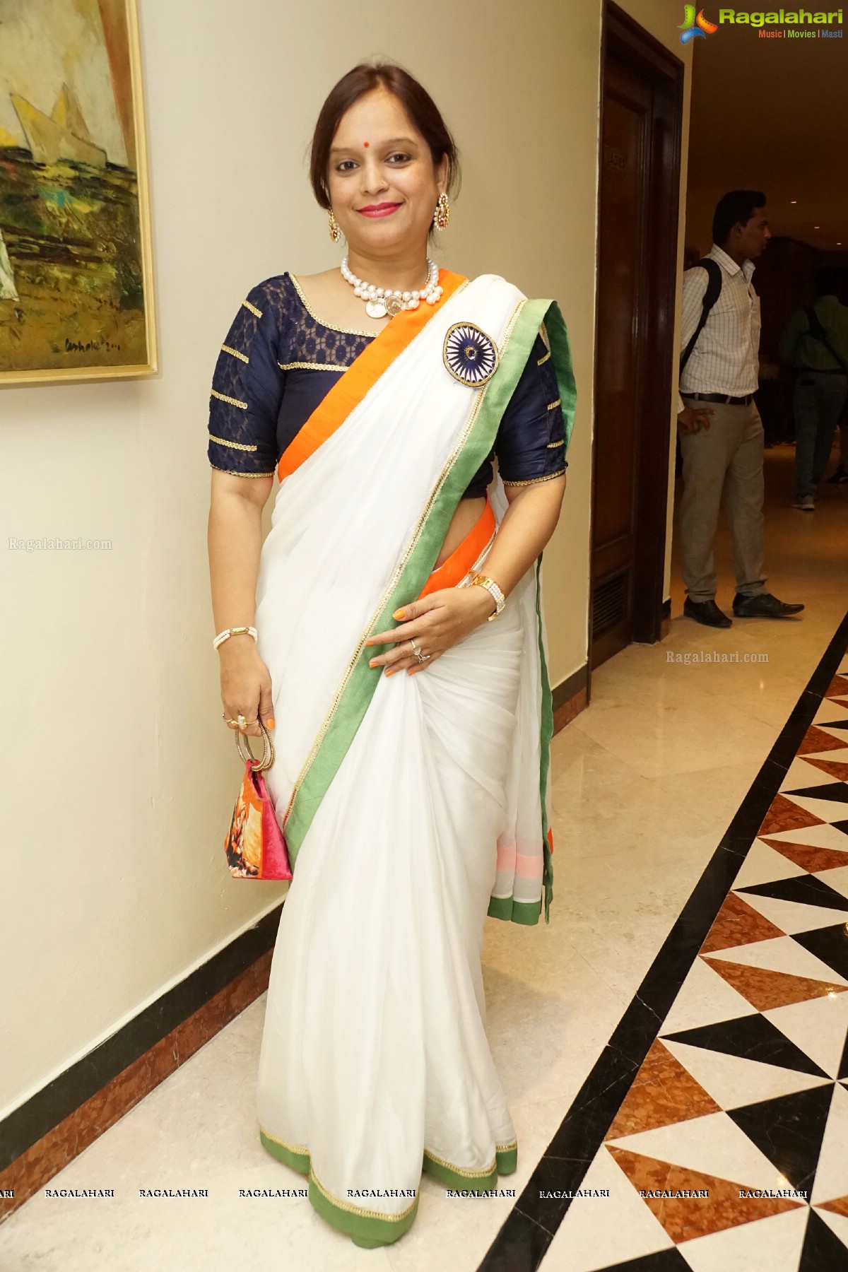 Nandini Rai inaugurates Akritti Elite Exhibition at Taj Krishna, Hyderabad (Aug. 2015)