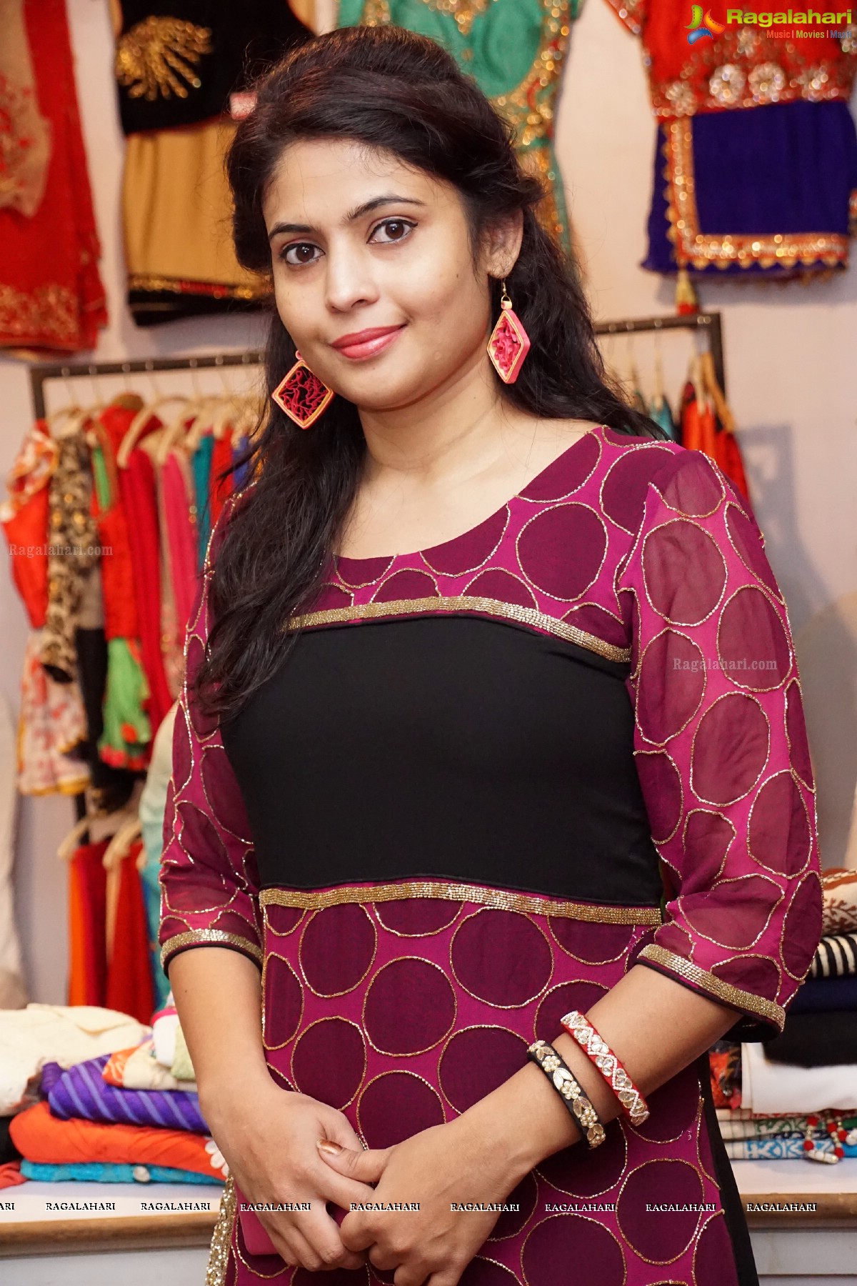 Nandini Rai inaugurates Akritti Elite Exhibition at Taj Krishna, Hyderabad (Aug. 2015)