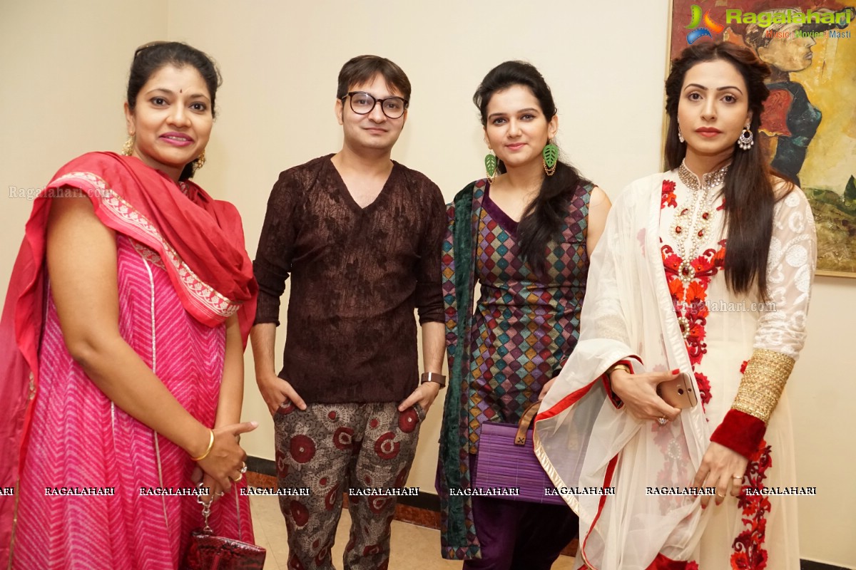 Nandini Rai inaugurates Akritti Elite Exhibition at Taj Krishna, Hyderabad (Aug. 2015)