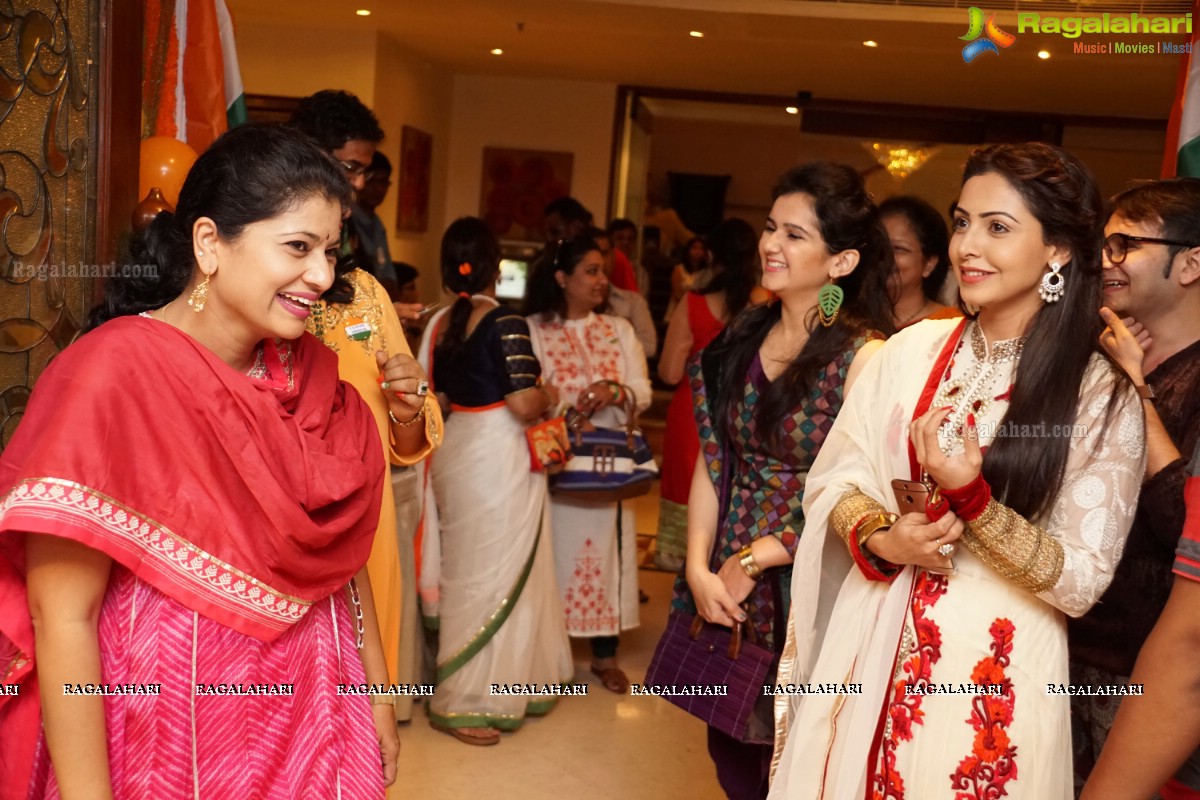 Nandini Rai inaugurates Akritti Elite Exhibition at Taj Krishna, Hyderabad (Aug. 2015)