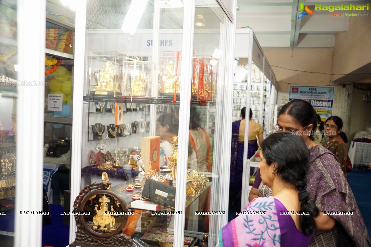 Allure Vastra Vibha Exhibition at Sri Satya Sai Nigamagamam (Day 3)