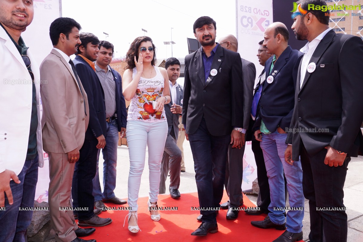 Actress Archana Launches Grand B2B Expo 2015 at Shilpa Kala Vedika, Hyderabad