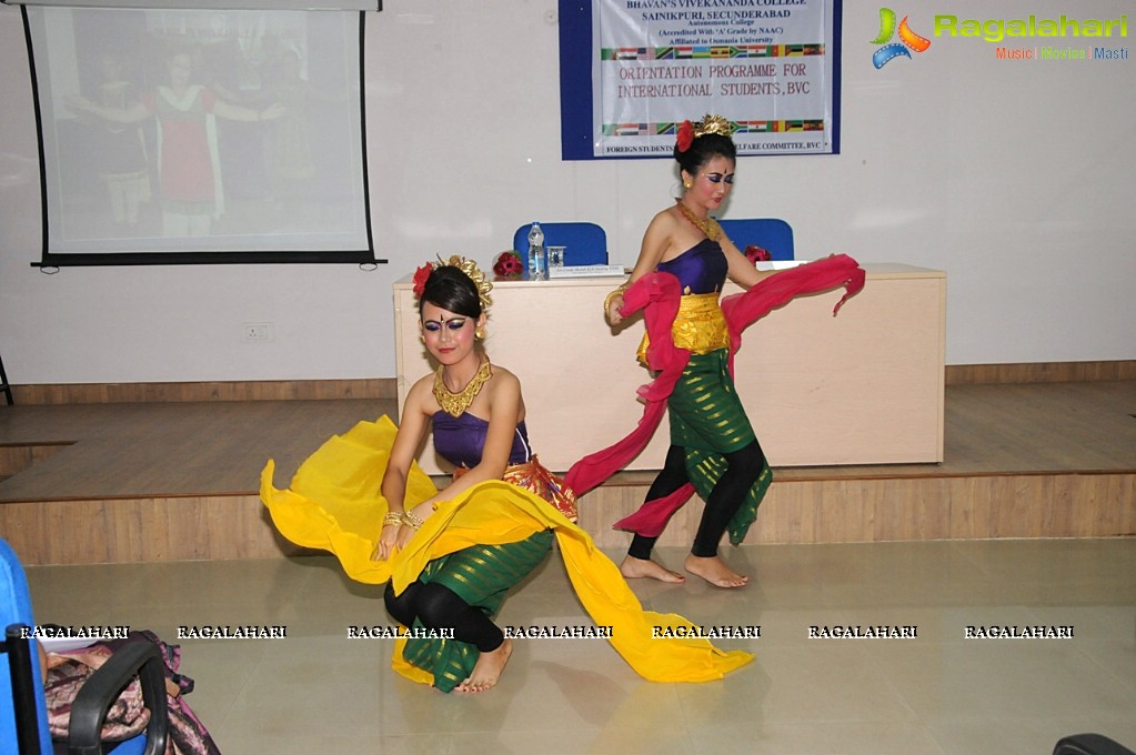  Bhavan’s Vivekananda College - Orientation Programme for The International Students