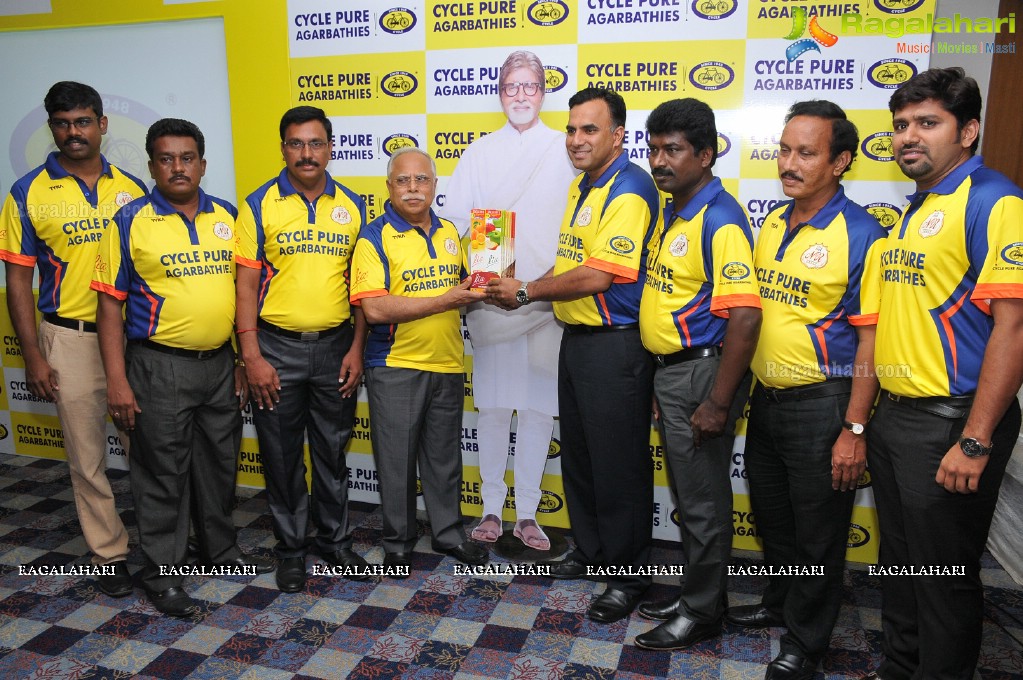 Press Meet - Cycle Pure signs Amitabh Bachchan as Brand Ambassador