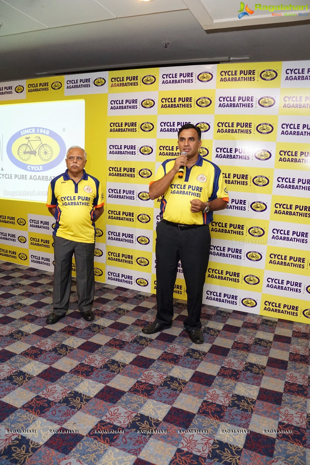 Press Meet - Cycle Pure signs Amitabh Bachchan as Brand Ambassador