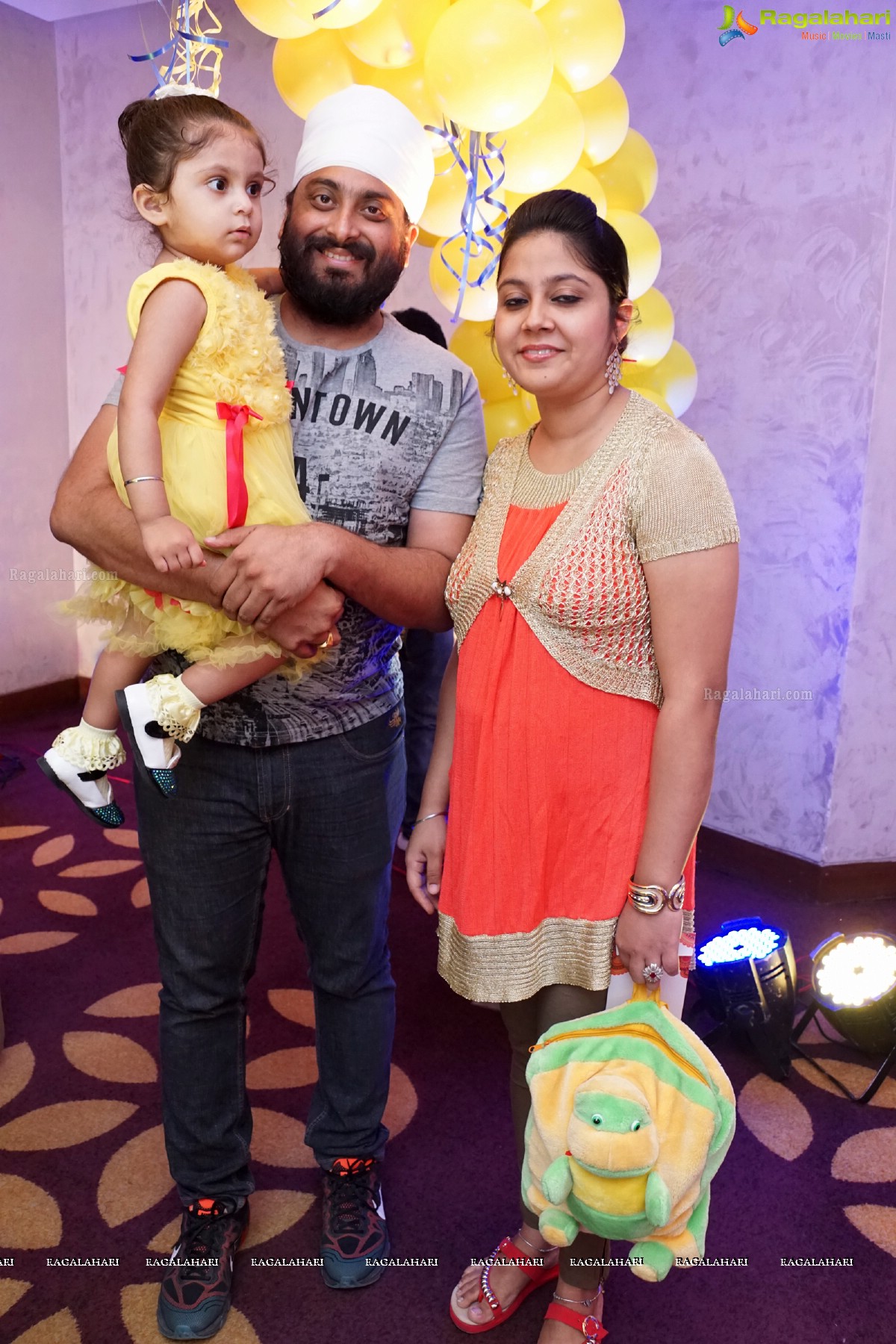 DJ Piyush Bajaj's Son Yohan 1st Birthday Celebrations at The Park, Hyderabad