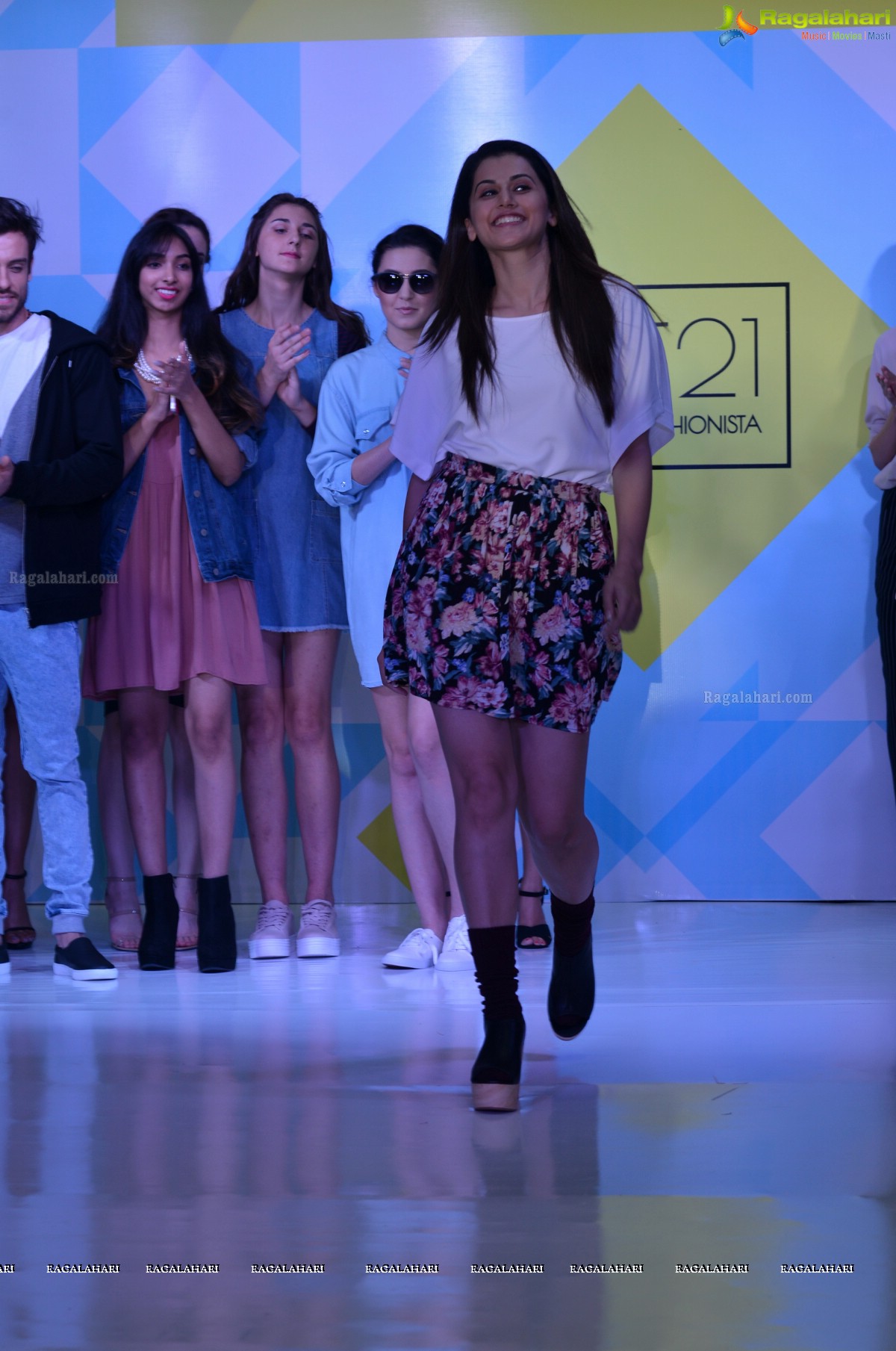 #F21 Fashionista with Taapsee Pannu at Forum Mall, Hyderabad