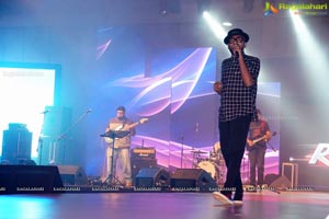 Benny Dayal Ramp Show at Honda Revfest