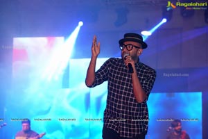 Benny Dayal Ramp Show at Honda Revfest