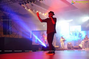 Benny Dayal Ramp Show at Honda Revfest