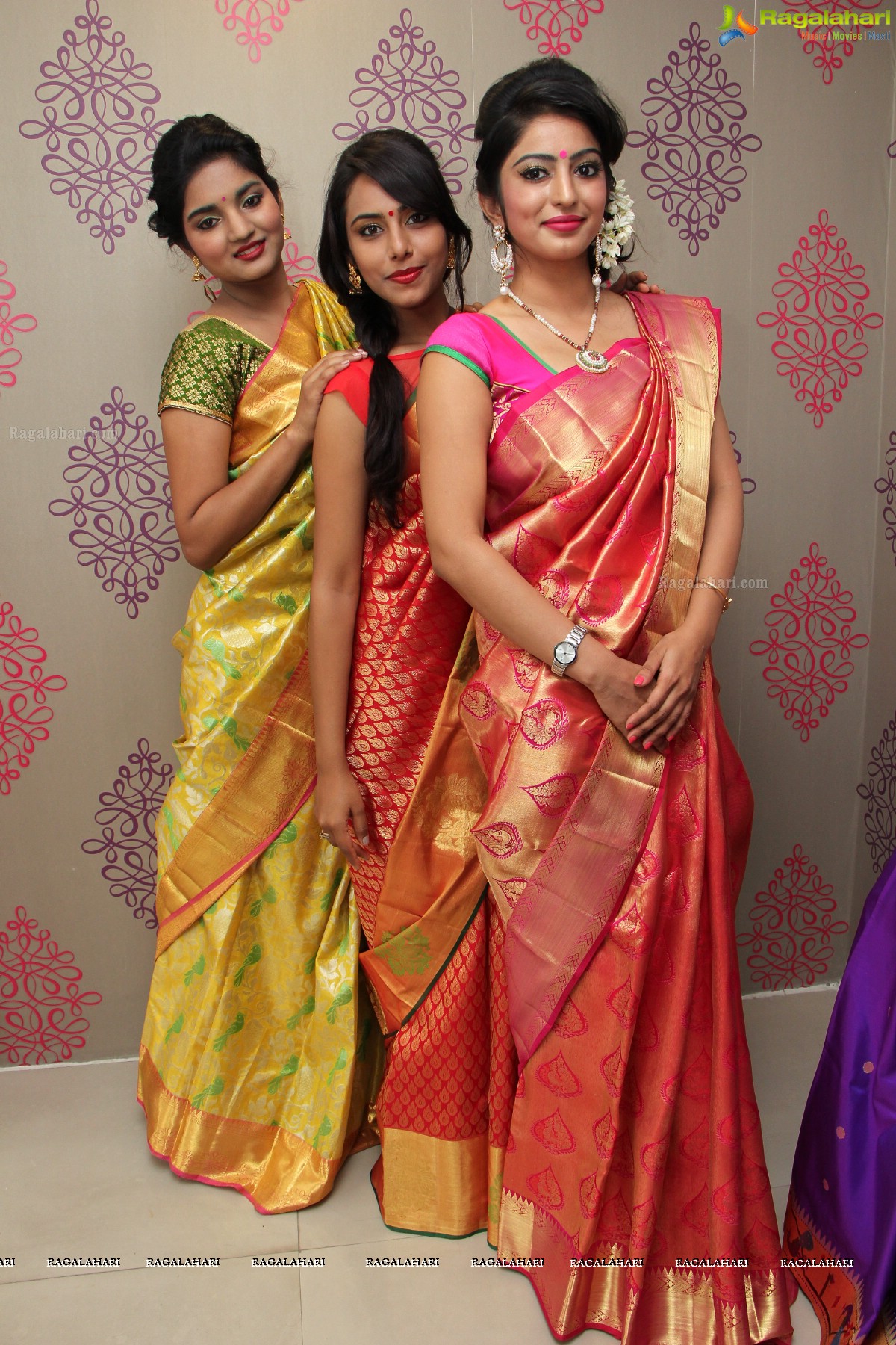 Launch of Kancheevaram Collection at Srinivasa Textiles by Actress Archana, Khenisha, Sita and other models