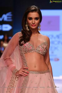 Lakshmi Fashion Week