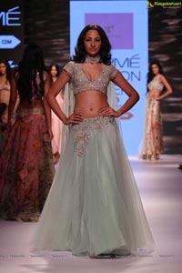 Lakshmi Fashion Week