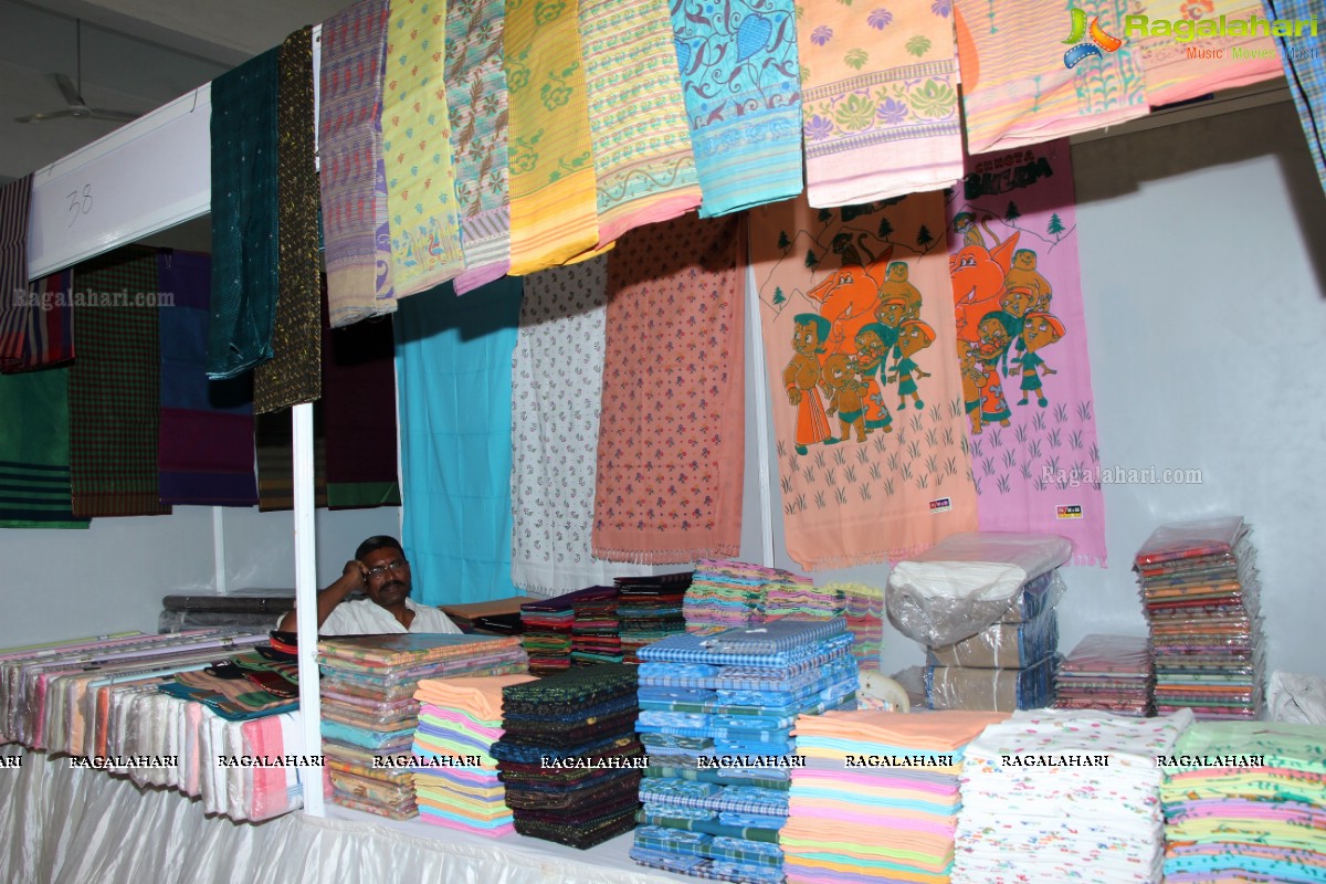 Lepakshi Handloom Cotton and Silk Mela - 2015