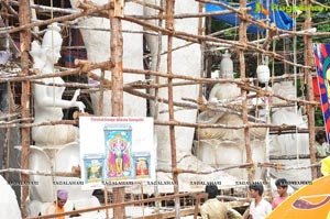 Making of Khairatabad Ganesh