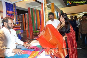 Pinky Pradhan launches Silk India Expo