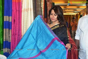 Pinky Pradhan launches Silk India Expo