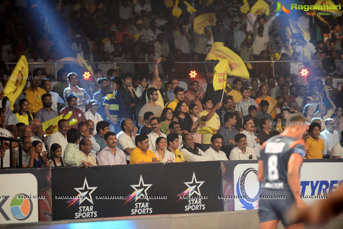 Venkatesh and Lakshmi Manchu at Pro Kabaddi League Telugu Titans Vs Patna Pirates Match