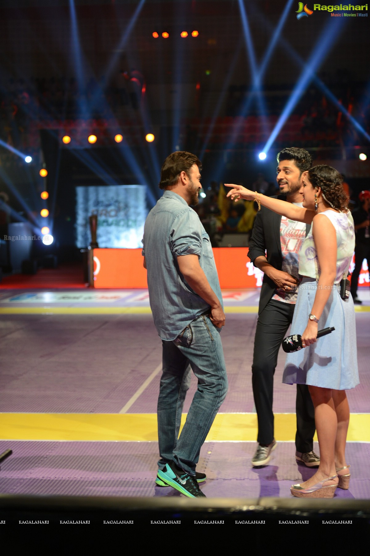 Venkatesh and Lakshmi Manchu at Pro Kabaddi League Telugu Titans Vs Patna Pirates Match