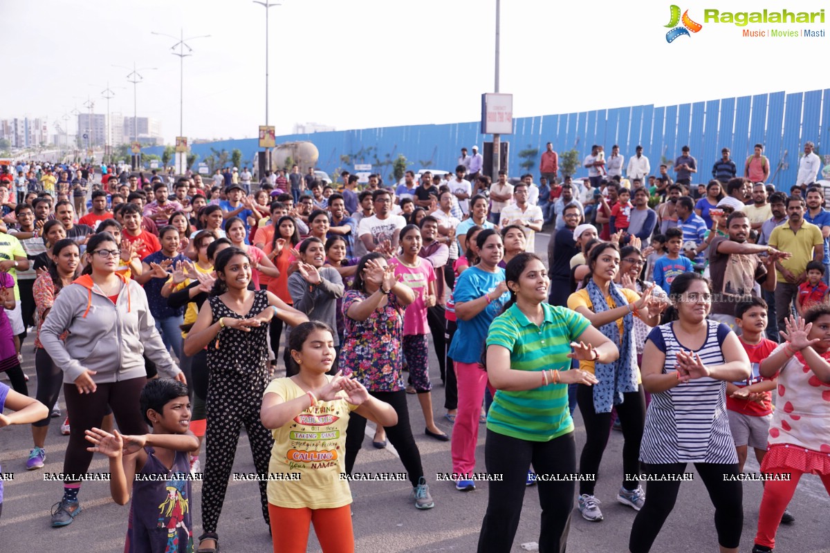 Friendship Day Celebrations 2015 at Raahgiri Day, Hyderabad