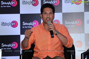 Sachin Tendulkar launches Smaaash at Inorbit Mall