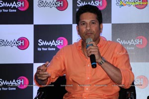 Sachin Tendulkar launches Smaaash at Inorbit Mall