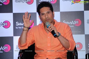 Sachin Tendulkar launches Smaaash at Inorbit Mall