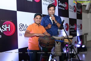 Sachin Tendulkar launches Smaaash at Inorbit Mall